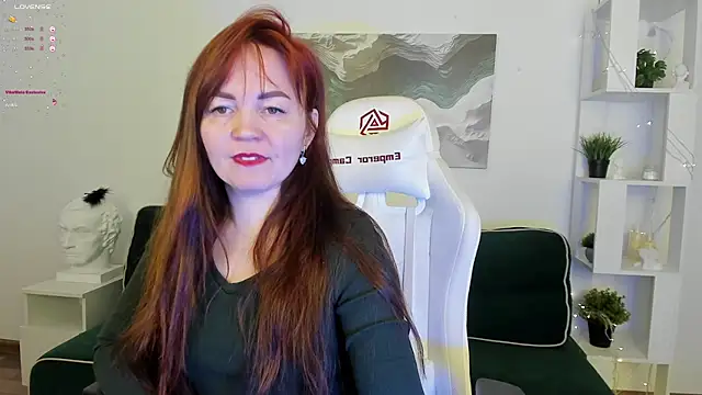 Snapshot of VanessaSmuth chatting on March 2025 02:14:02 AM VanessaSmuth online show from March 2025 02:14:02 AM