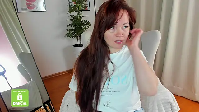 Snapshot of VanessaSmuth chatting on September 2025 02:11:02 AM VanessaSmuth online show from September 2025 02:11:02 AM