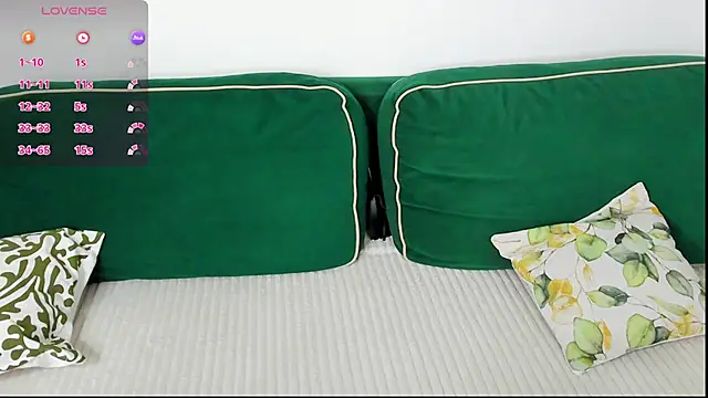 Snapshot of VanessaSmuth chatting on November 2025 01:53:01 AM VanessaSmuth online show from November 2025 01:53:01 AM