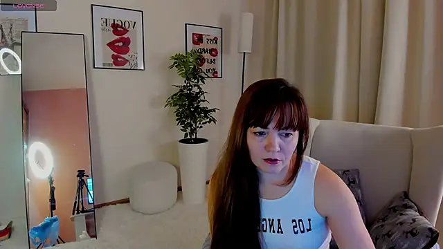 Snapshot of VanessaSmuth chatting on December 2025 03:03:01 AM VanessaSmuth online show from December 2025 03:03:01 AM