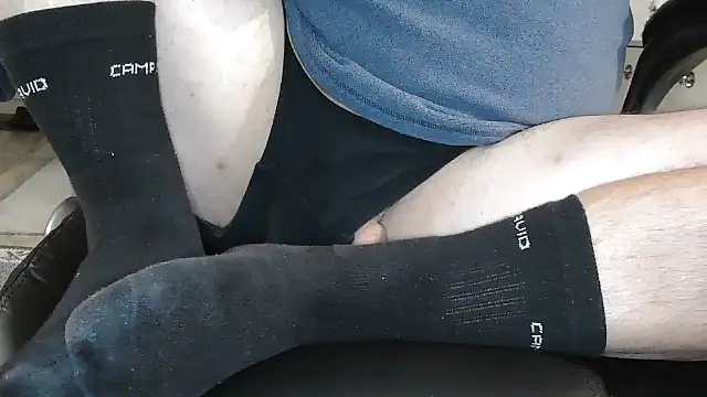 SockenTimo24 online show from November 2025 09:17:02 AM