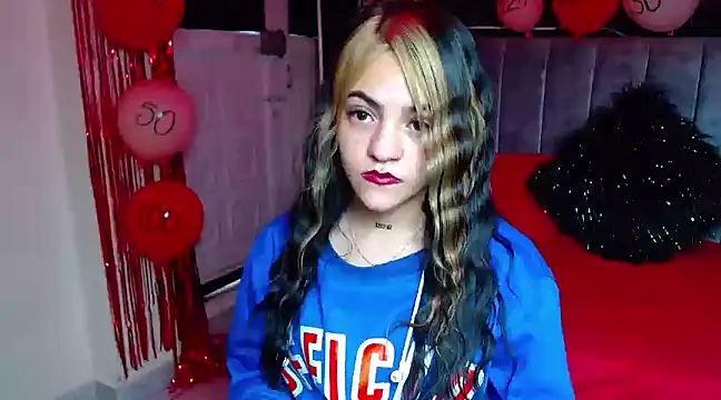 Violettasquirt online show from February 2025 04:14:02 PM