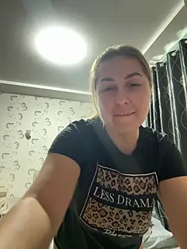 Snapshot of KisssAmmeli chatting on September 2025 07:07:01 AM KisssAmmeli online show from September 2025 07:07:01 AM