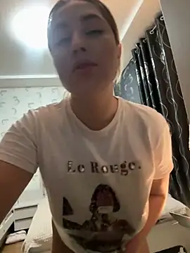 Snapshot of KisssAmmeli chatting on November 2025 02:50:02 PM KisssAmmeli online show from November 2025 02:50:02 PM