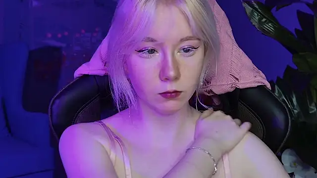 Snapshot of NancyMartinez chatting on January 2025 05:05:01 AM NancyMartinez online show from January 2025 05:05:01 AM