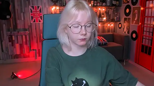 Snapshot of NancyMartinez chatting on January 2025 05:07:02 AM NancyMartinez online show from January 2025 05:07:02 AM