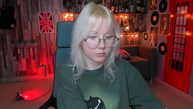 Snapshot of NancyMartinez chatting on January 2025 08:10:02 AM NancyMartinez online show from January 2025 08:10:02 AM