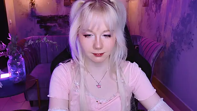 Snapshot of NancyMartinez chatting on January 2025 04:08:01 PM NancyMartinez online show from January 2025 04:08:01 PM