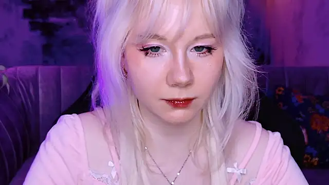 Snapshot of NancyMartinez chatting on January 2025 07:10:02 PM NancyMartinez online show from January 2025 07:10:02 PM