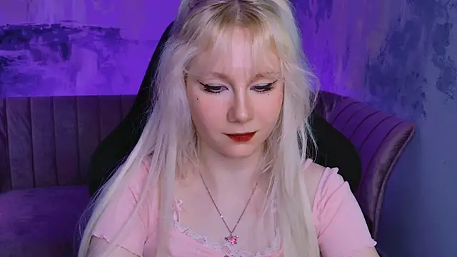 Snapshot of NancyMartinez chatting on February 2025 04:22:01 PM NancyMartinez online show from February 2025 04:22:01 PM