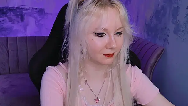 Snapshot of NancyMartinez chatting on February 2025 07:23:02 PM NancyMartinez online show from February 2025 07:23:02 PM