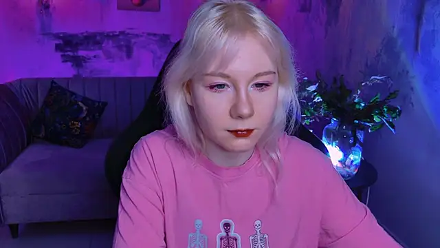 Snapshot of NancyMartinez chatting on February 2025 05:10:01 AM NancyMartinez online show from February 2025 05:10:01 AM