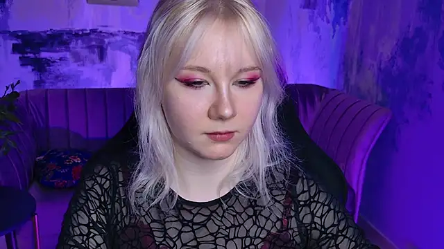 Snapshot of NancyMartinez chatting on February 2025 01:06:01 PM NancyMartinez online show from February 2025 01:06:01 PM