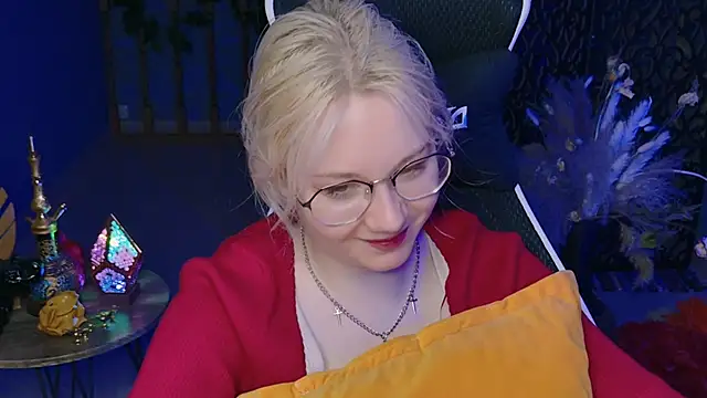 Snapshot of NancyMartinez chatting on February 2025 11:17:01 AM NancyMartinez online show from February 2025 11:17:01 AM