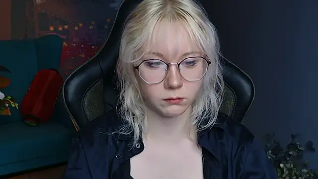 Snapshot of NancyMartinez chatting on February 2025 05:13:02 AM NancyMartinez online show from February 2025 05:13:02 AM