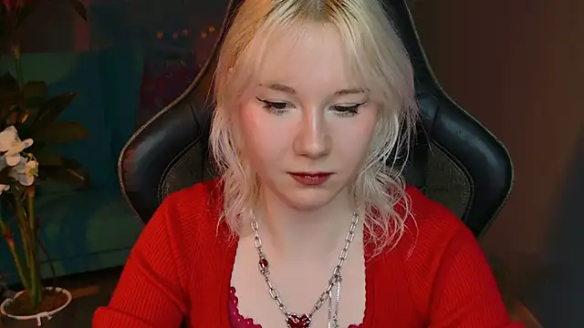 Snapshot of NancyMartinez chatting on February 2025 11:21:02 AM NancyMartinez online show from February 2025 11:21:02 AM