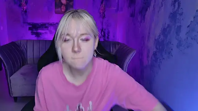 Snapshot of NancyMartinez chatting on March 2025 01:18:01 PM NancyMartinez online show from March 2025 01:18:01 PM