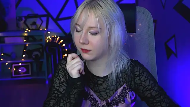 Snapshot of NancyMartinez chatting on March 2025 05:18:02 AM NancyMartinez online show from March 2025 05:18:02 AM