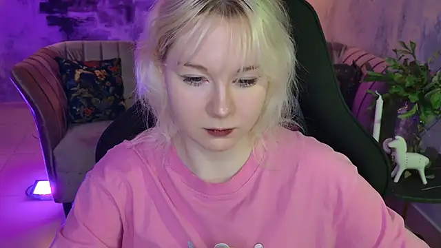 Snapshot of NancyMartinez chatting on March 2025 08:11:01 AM NancyMartinez online show from March 2025 08:11:01 AM