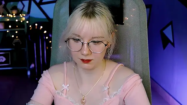 Snapshot of NancyMartinez chatting on March 2025 07:28:01 PM NancyMartinez online show from March 2025 07:28:01 PM