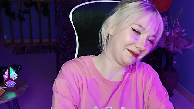 Snapshot of NancyMartinez chatting on March 2025 08:20:02 AM NancyMartinez online show from March 2025 08:20:02 AM