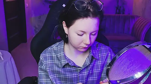 Snapshot of NancyMartinez chatting on October 2025 09:06:02 AM NancyMartinez online show from October 2025 09:06:02 AM