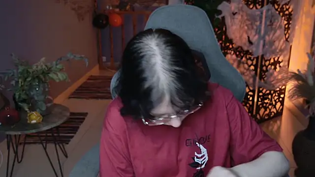 Snapshot of NancyMartinez chatting on October 2025 05:08:02 AM NancyMartinez online show from October 2025 05:08:02 AM