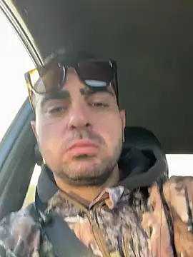 Snapshot of petan33 chatting on February 2025 02:21:02 PM petan33 online show from February 2025 02:21:02 PM