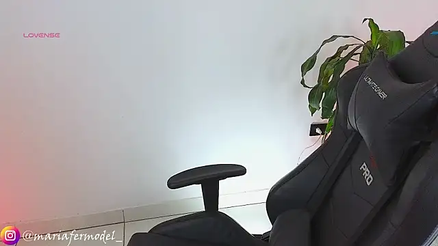 Snapshot of Mariafer05 chatting on March 2025 05:11:02 PM Mariafer05 online show from March 2025 05:11:02 PM