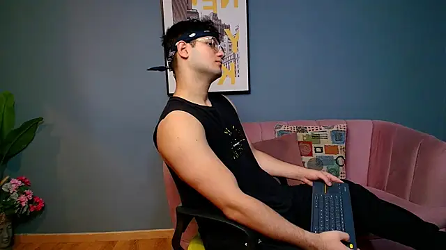 Snapshot of Mark_Evans1_ chatting on March 2025 07:38:01 PM Mark Evans1 online show from March 2025 07:38:01 PM