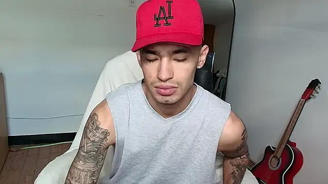 Damon  333 online show from November 2025 05:45:02 PM