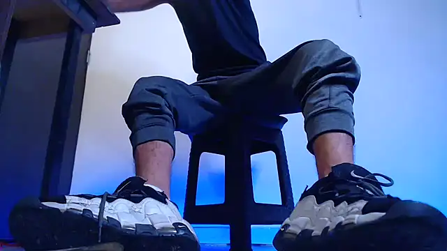 Snapshot of mastersmits chatting on November 2025 07:05:02 PM mastersmits online show from November 2025 07:05:02 PM