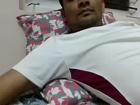 NiceBoy9099 online show from December 2024 06:22:01 PM