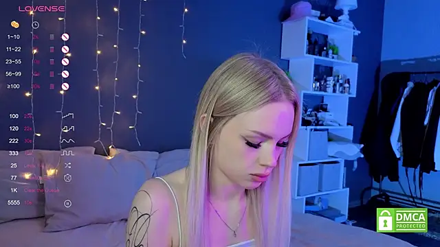 aneta alisha online show from November 2025 11:32:02 AM