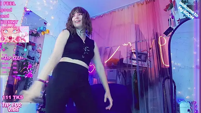 Toxic Ellies online show from December 2024 01:56:01 PM