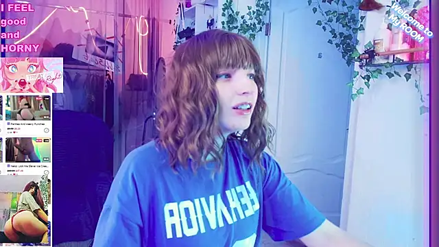 Toxic Ellies online show from December 2024 05:00:01 PM