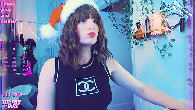 Toxic Ellies online show from December 2024 01:18:01 PM