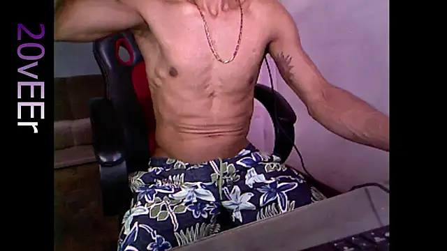 20vEEr online show from November 2025 06:10:01 PM