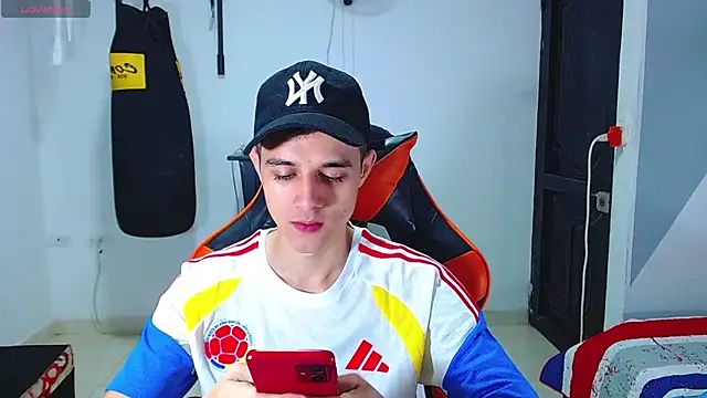 ADAM HOT online show from July 2026 11:44:01 PM