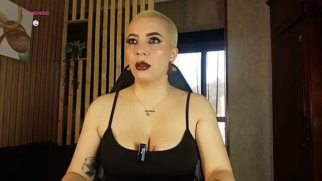 Snapshot of Camila_Chainn chatting on February 2026 07:40:01 AM Camila Chainn online show from February 2026 07:40:01 AM