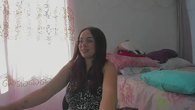 HARLEYNAPIER online show from March 2026 09:54:01 PM