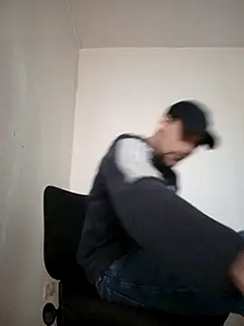 kx93 online show from February 2025 01:11:02 PM