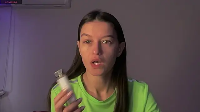 Alice  grace online show from February 2025 02:38:01 PM