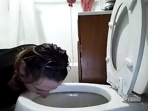 UniqueKorn86 online show from October 2025 08:15:01 PM