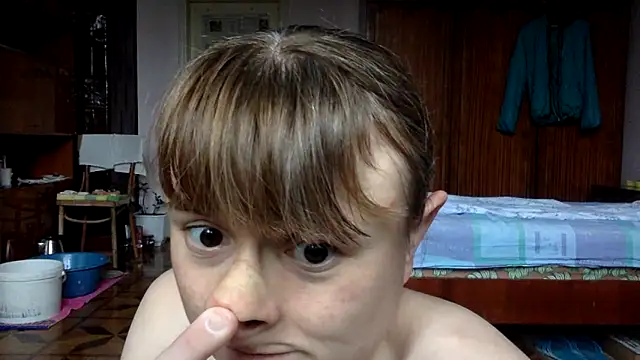 Snapshot of KlavdiaPetrivna chatting on September 2025 06:40:02 AM KlavdiaPetrivna online show from September 2025 06:40:02 AM