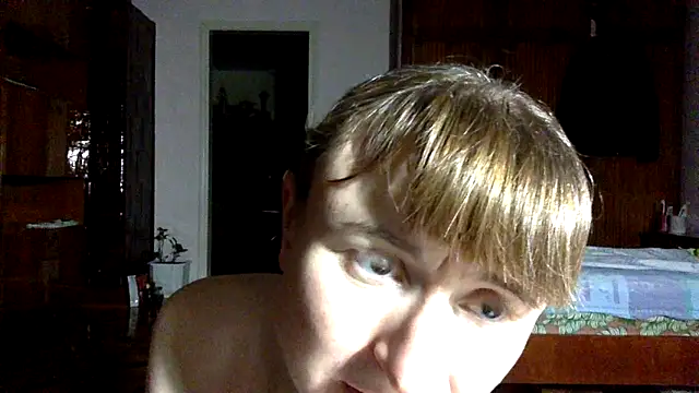 Snapshot of KlavdiaPetrivna chatting on October 2025 01:13:02 AM KlavdiaPetrivna online show from October 2025 01:13:02 AM