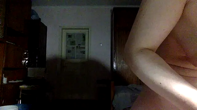 Snapshot of KlavdiaPetrivna chatting on October 2025 08:32:01 PM KlavdiaPetrivna online show from October 2025 08:32:01 PM