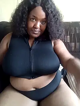 Snapshot of Missmoox24 chatting on January 2025 09:28:02 AM Missmoox24 online show from January 2025 09:28:02 AM