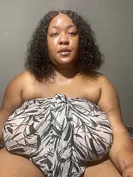 Snapshot of Missmoox24 chatting on November 2025 01:22:04 PM Missmoox24 online show from November 2025 01:22:04 PM