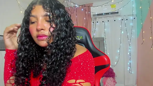 Snapshot of valentina_0_ chatting on March 2025 06:36:01 AM valentina 0 online show from March 2025 06:36:01 AM